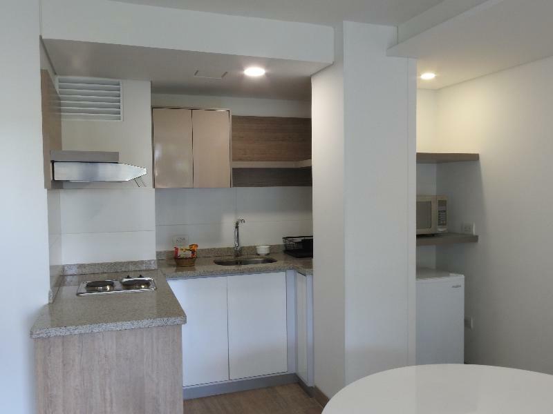 Park V Hotel & Suites Кали Екстериор снимка